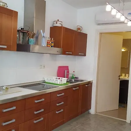 Rania דירה ואסיליקי